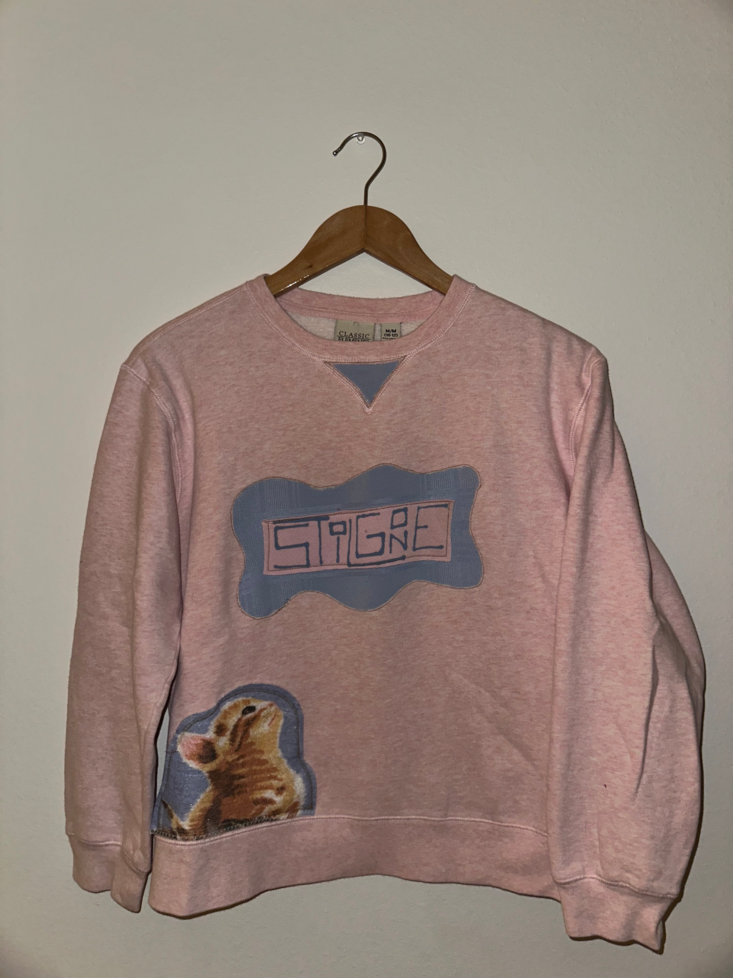 light pink blue stilgone kitty