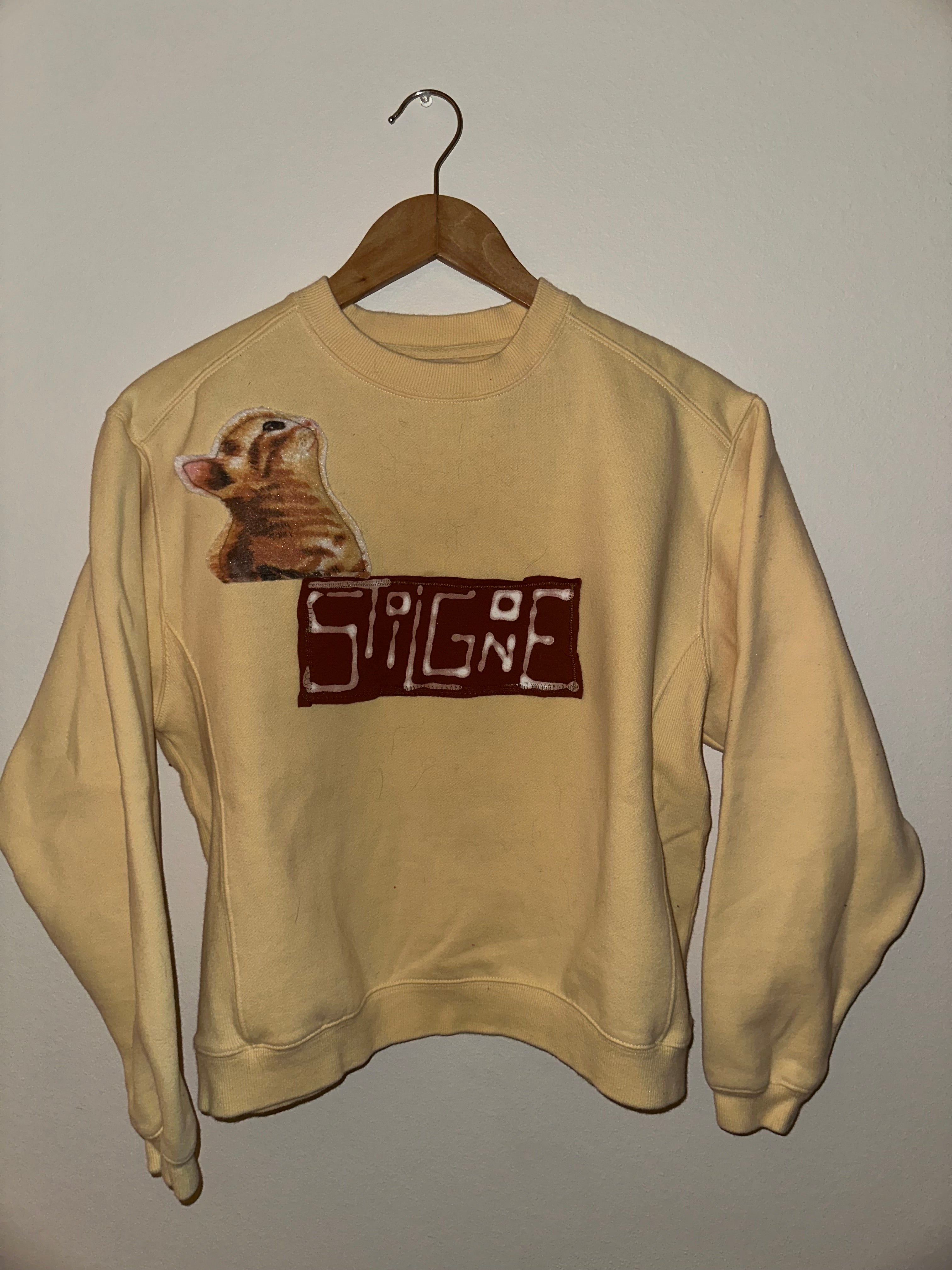 light yellow stilgone kitty