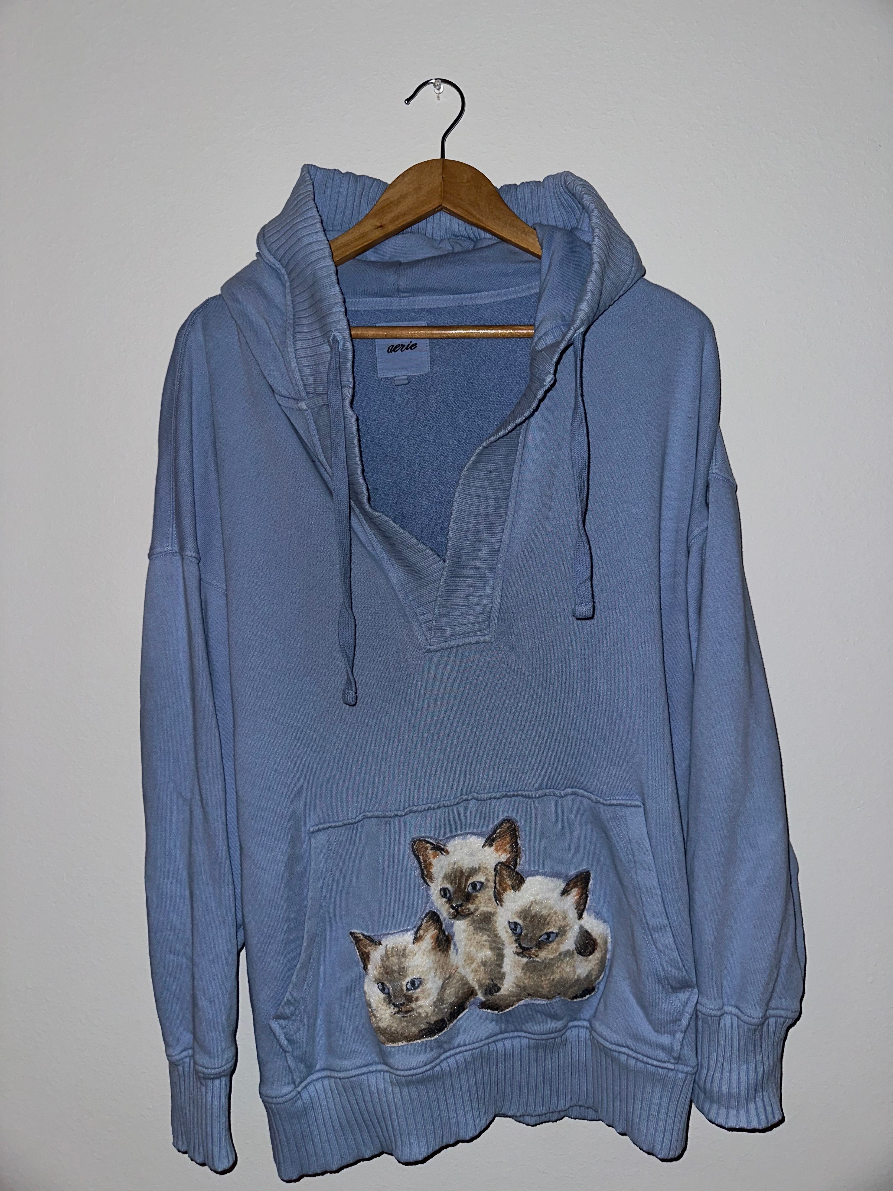 baby blue siamese pocket